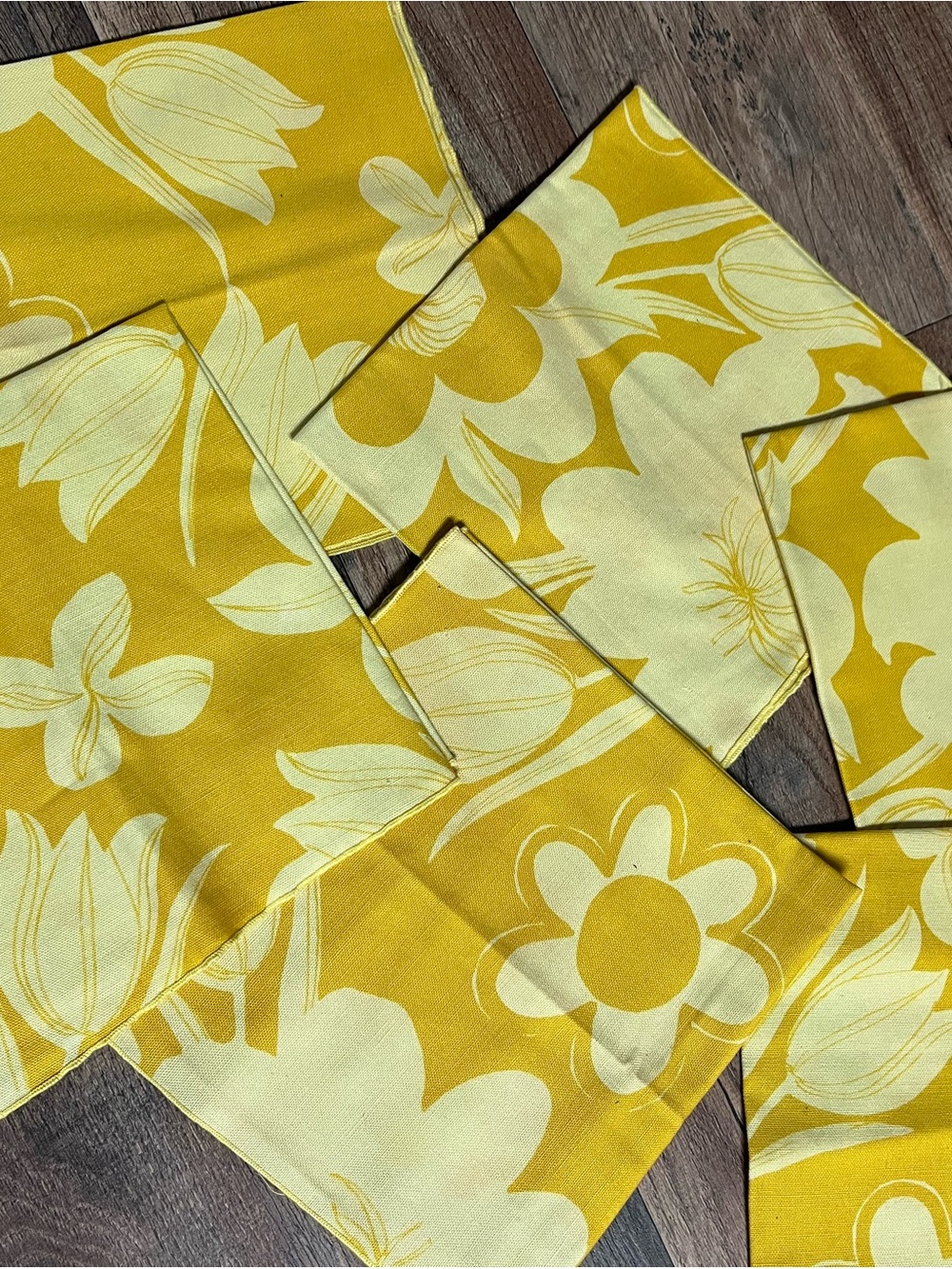 Linen napkins - vintage
